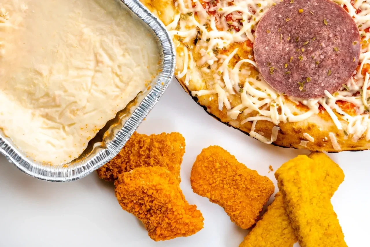 Fertiglebensmittel: Pizza, Lasagne und Co. enthalten Konservierungsmittel, die im Verdacht stehen, das Krebsrisiko zu erhöhen.