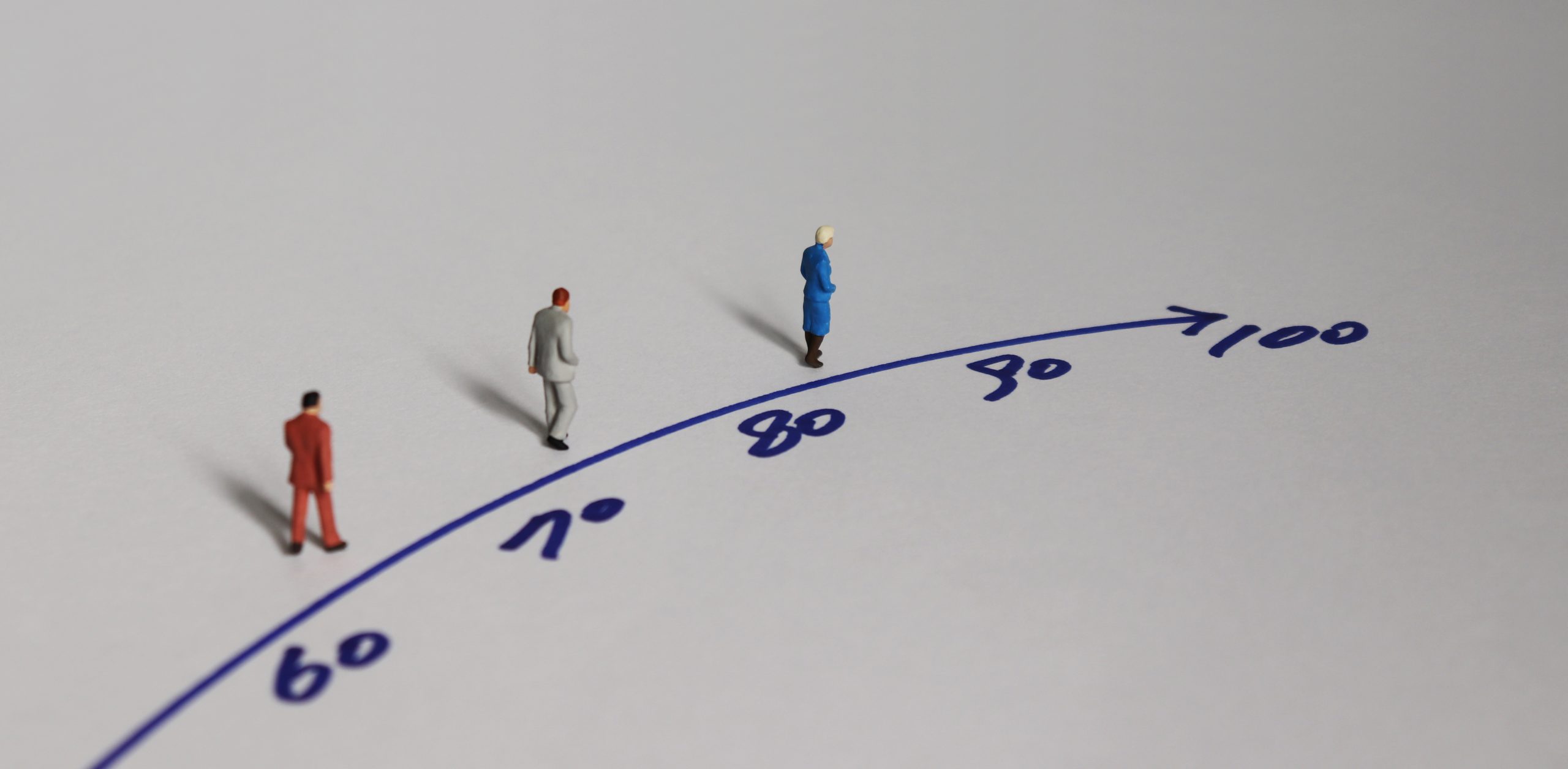 Lebenserwartung im internationalen Vergleich: Die Prognosen zeigen eine deutliche Verlangsamung des Anstiegs. © Hyejin Kang / stock.adobe.com