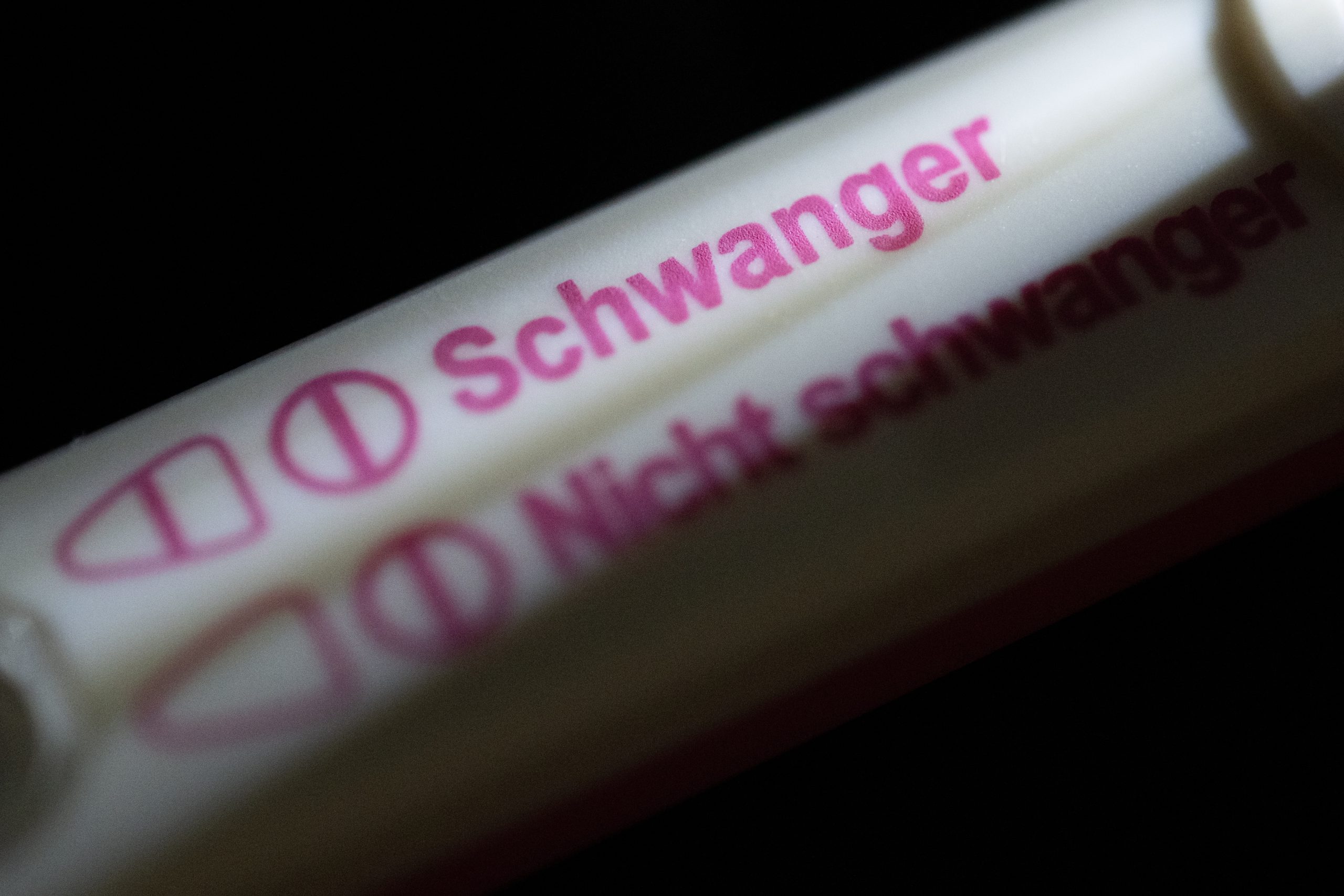 Gesellschaftlicher Wandel: Mehrheit für Kassenleistung bei Schwangerschaftsabbruch. © Marijan Murat/dpa